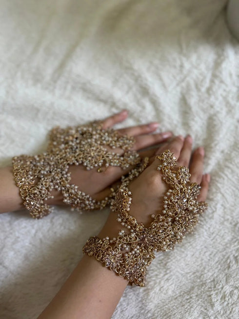 Zircon Blossom 5-Ring Anja Set
